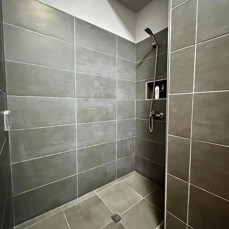 Comfy Center Apartamento Durrës