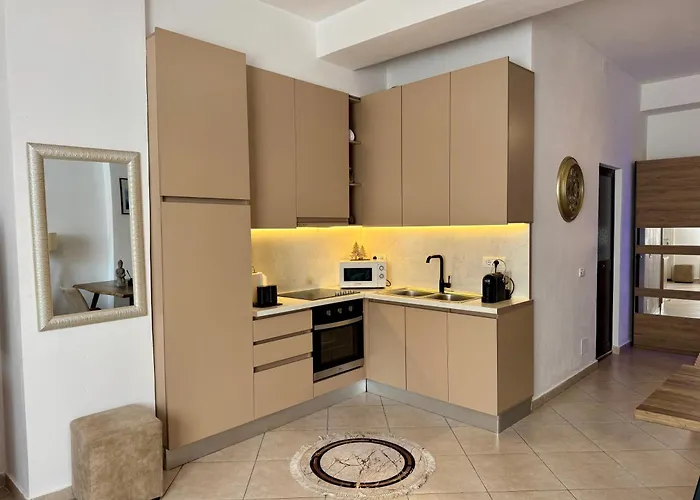 Comfy Center Durrës